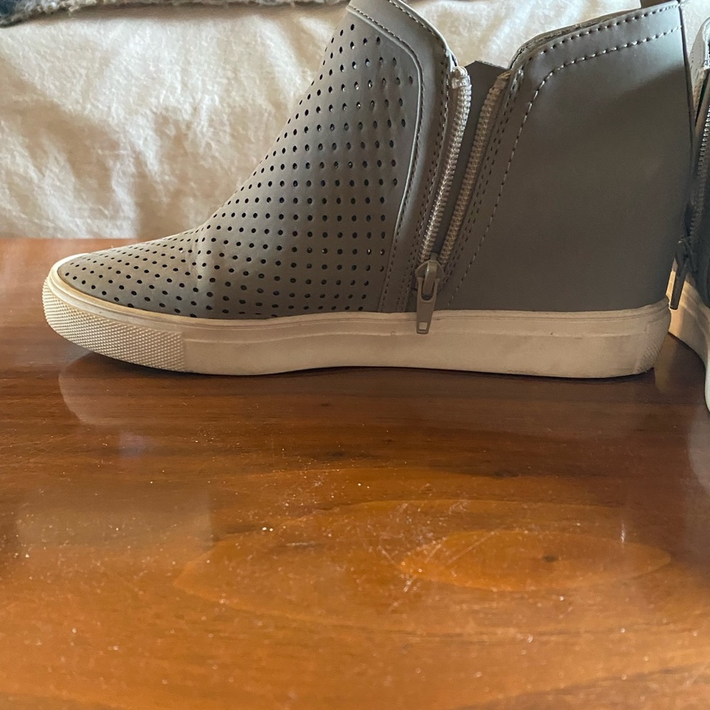 Steve Madden Platform Sneakers